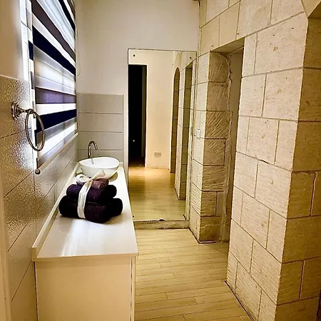 Modern Maltese Charm Villa Xaghra