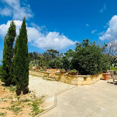 Modern Maltese Charm Villa Xaghra